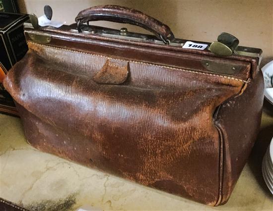 Gladstone bag